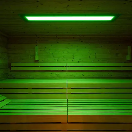 5 Sterne Kroonkieker - Sauna, Fitness, Ostseestrand Apartment Wustrow (Fischland)